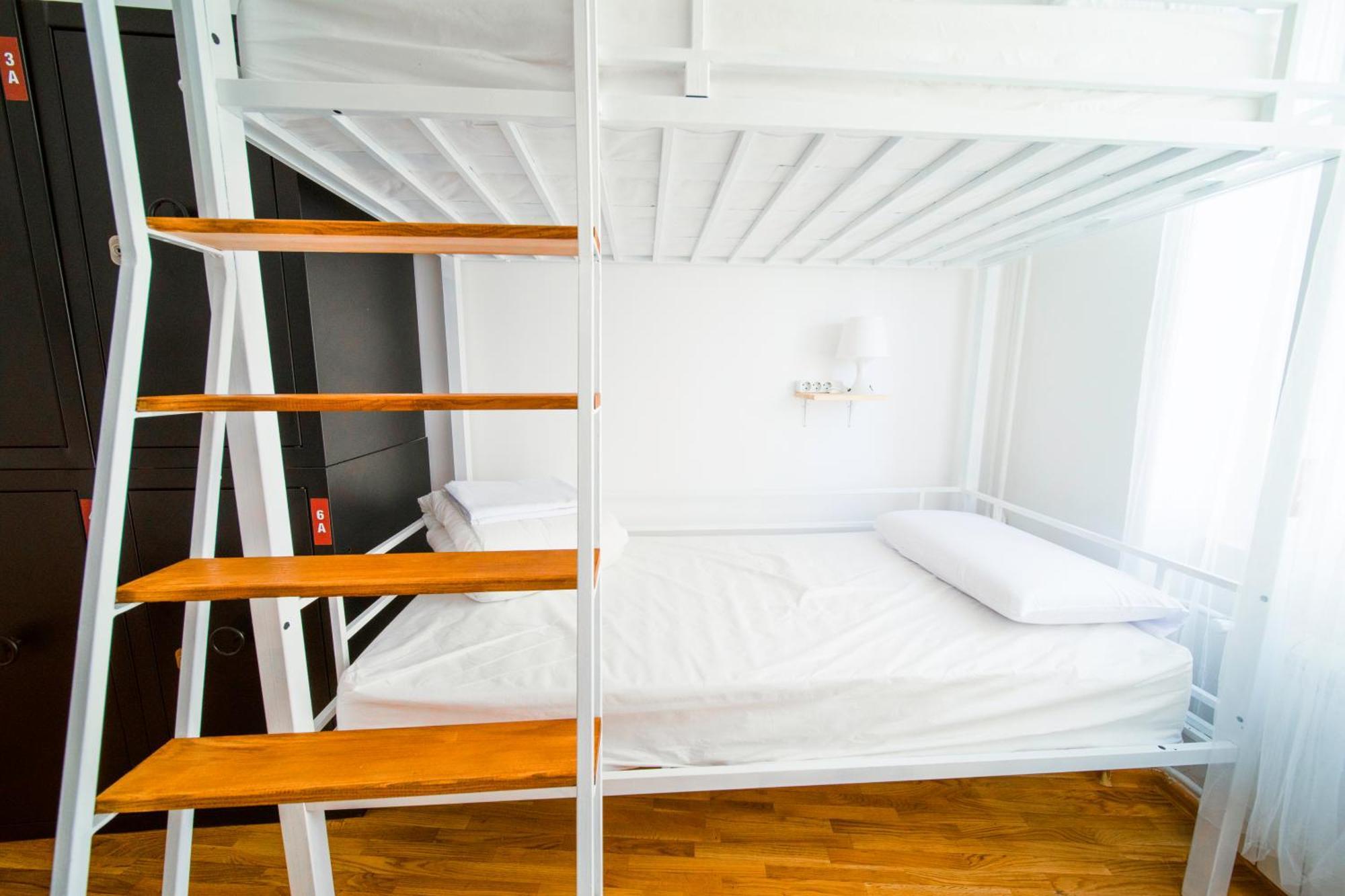 New Generation Hostel Como Lake Zewnętrze zdjęcie
